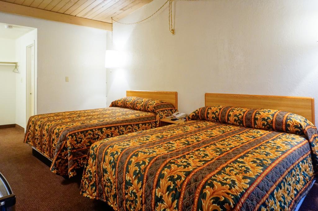 Ez 8 Motel San Jose II Room photo